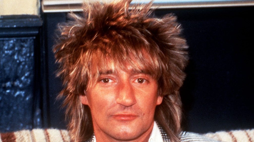 Rod Stewart (Rock Singer) Wiki, Bio, Age, Height, Weight, Measurements