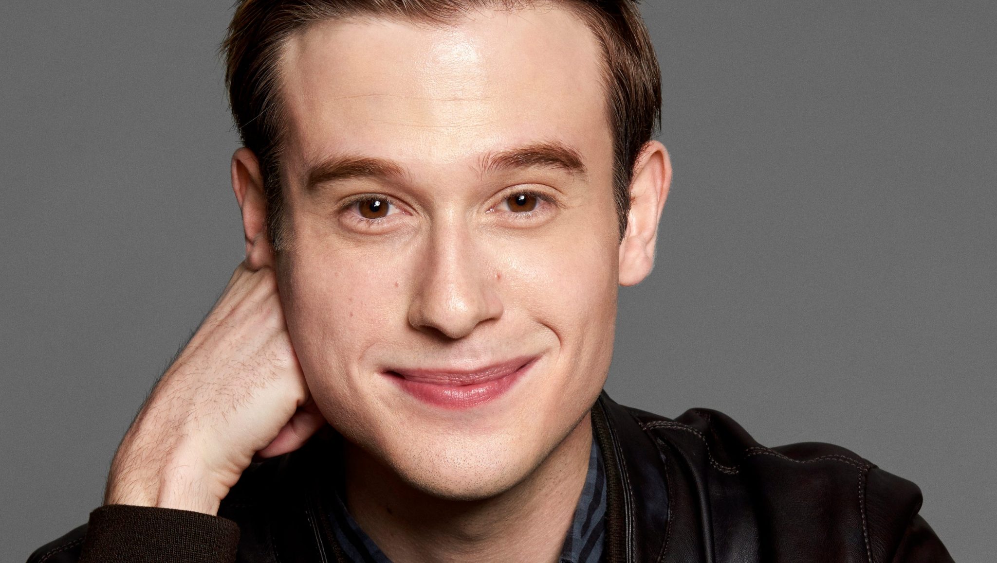 Tyler Henry (Reality Star) Wiki, Bio, Age, Height, Weight, Measurements