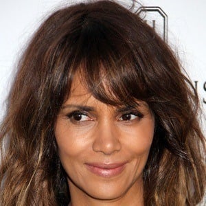 Halle Berry Height Age Weight